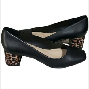 Isaac Mizrahi Live Pumps With Leopard Print Heels